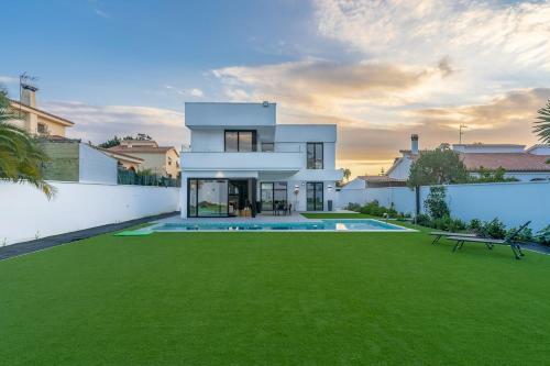 Villa Chalet Con Piscina Spa, Jardin Y Cancha de Basket
