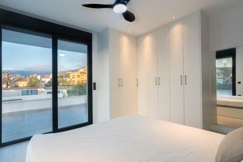 Villa Chalet Con Piscina Spa, Jardin Y Cancha de Basket