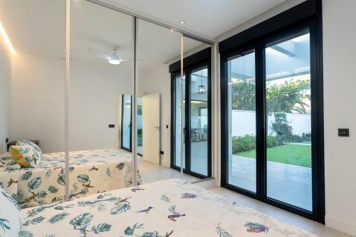 Villa Chalet Con Piscina Spa, Jardin Y Cancha de Basket