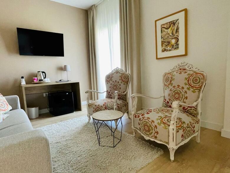 Hotel A�oreta Suites