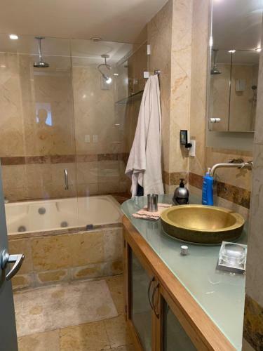 Beautiful Apartment With The Best Location