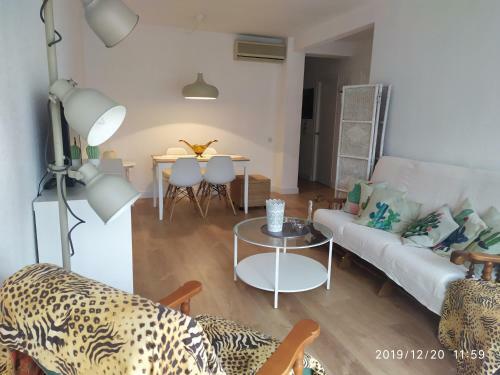 Encantador Apartamento Frente A La Playa de Bara