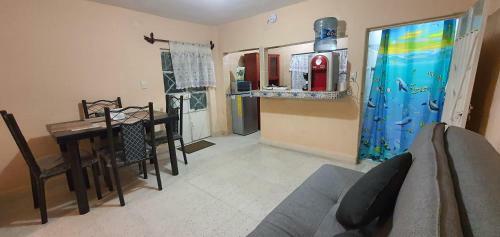 Hostal Departamento Comodo Muy Cercano Al Aeropuerto