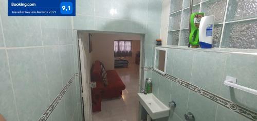 Hostal Departamento Comodo Muy Cercano Al Aeropuerto