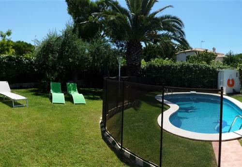 Villa 100 M From The Beach