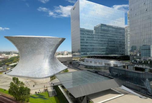 Caravansaro Horacio 1719 Polanco