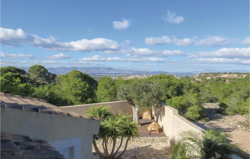 Three-bedroom Holiday Home In Quesada-rojales