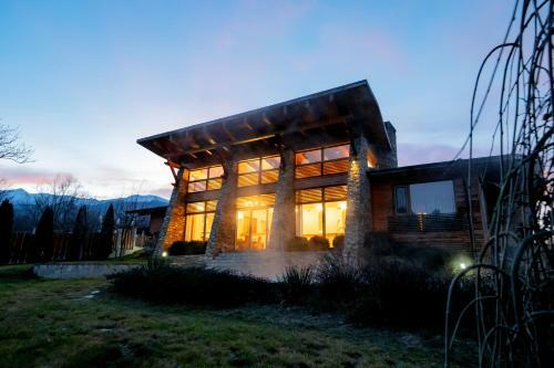 Villa Luxury Houses In Dobrinishte