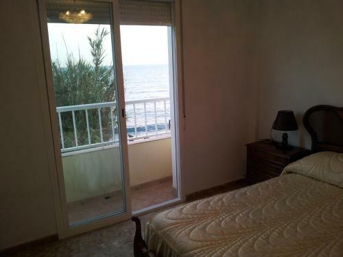 Apartamento Dos Dormitorios Casarones