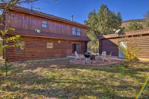 Beautiful Payson Log Cabin With Yard And Fire Pit