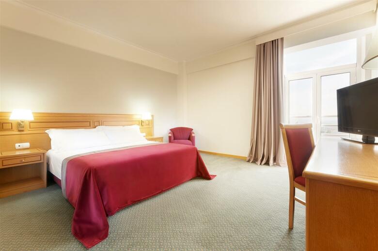 Hotel TRYP Dona Maria