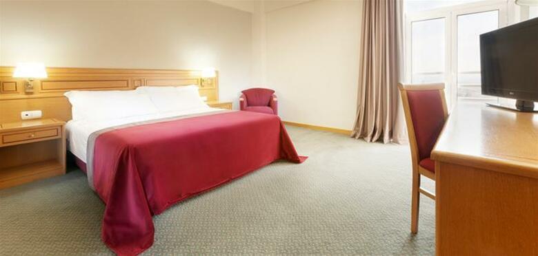 Hotel TRYP Dona Maria
