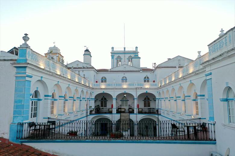 Hotel De Moura