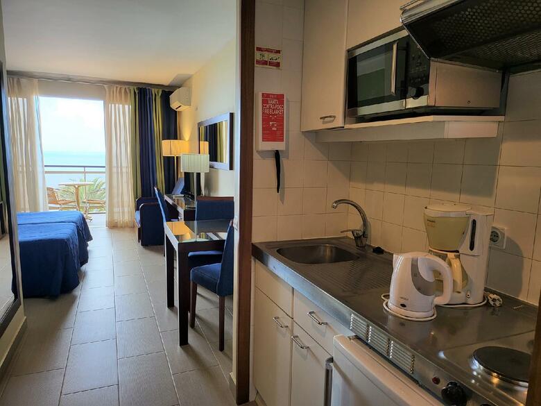 Hotel Tropical