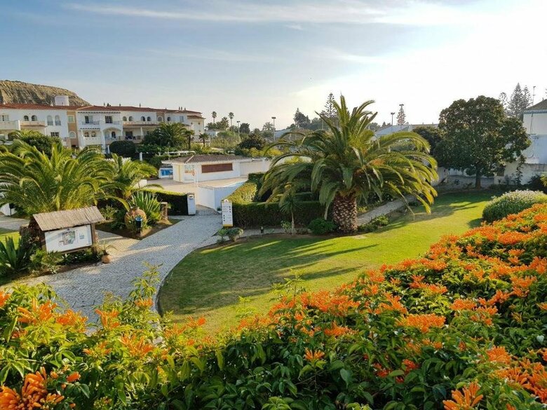 Hotel Luz Bay Club