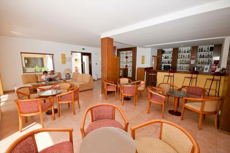 Hotel Luz Bay Club
