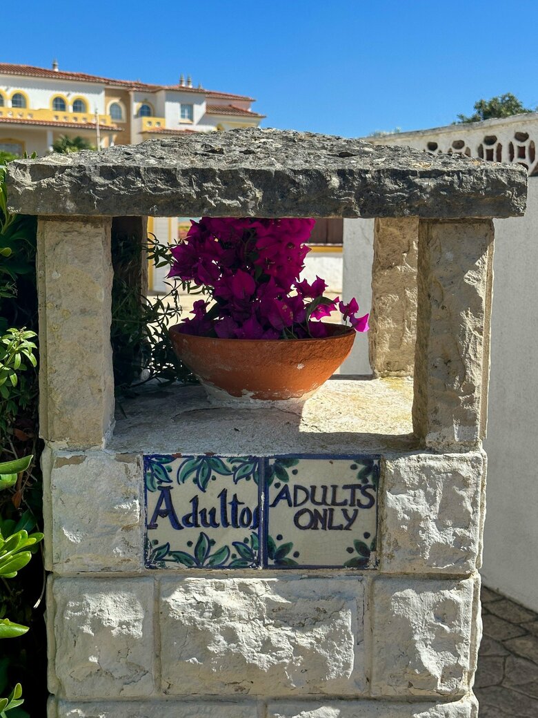 Hotel Luz Bay Club