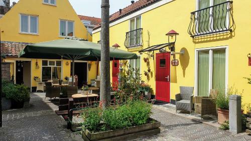 Hotel De Emauspoort