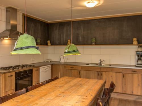 Holiday Home Residence De Eese1