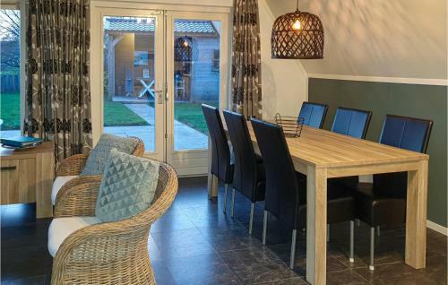 Holiday Home Den Oever V