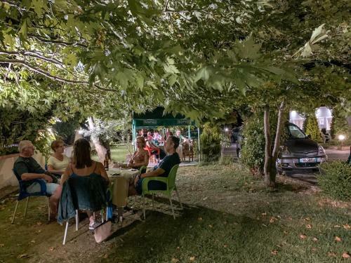 Bed & Breakfast Camping Hotel Herges