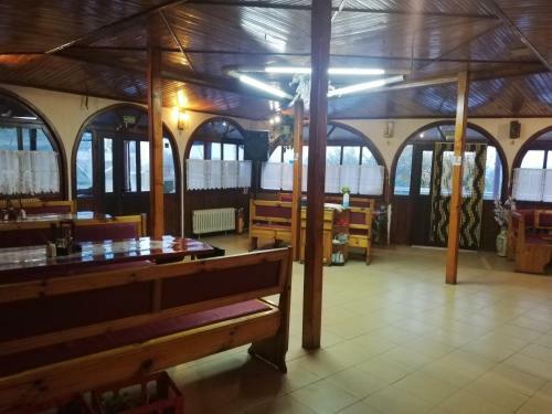 Hotel Bar & Guests Room Ela