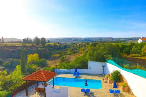 Villa Ira Finiki