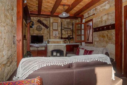 Iocasti Cottage By Agroholidays