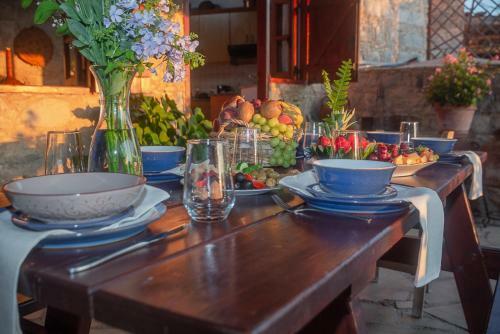 Iocasti Cottage By Agroholidays