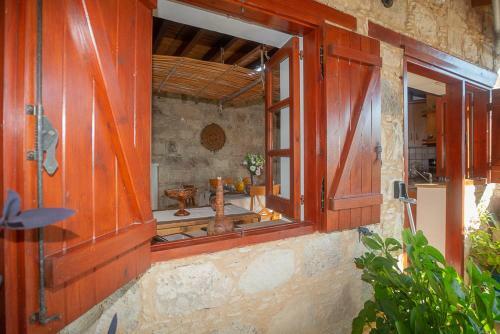 Iocasti Cottage By Agroholidays