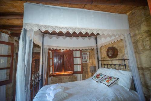 Iocasti Cottage By Agroholidays