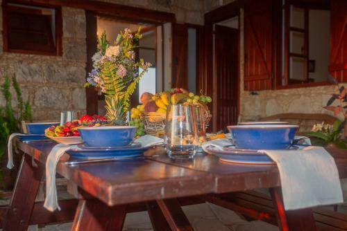 Iocasti Cottage By Agroholidays