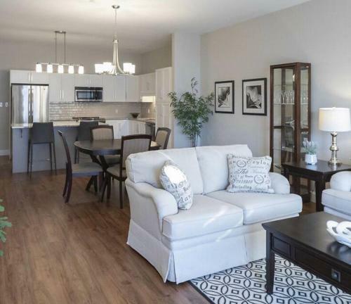 Apartamento Moncton, Home Away From Home!