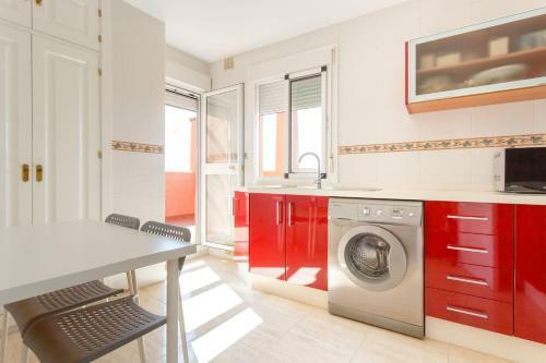 Parque Sol Apartment Free Parking By Cadiz4rentals