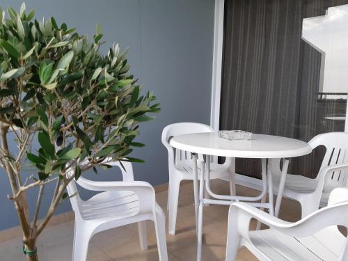 Vasilas Holiday Apartment #1