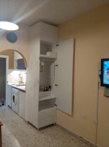 Elena Apartmen