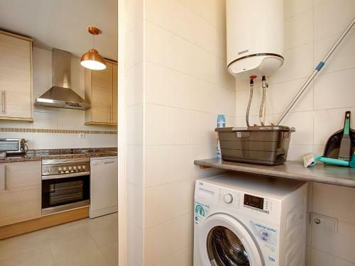 Beautiful Apartment In Roquetas de Mar With Swimming Pool