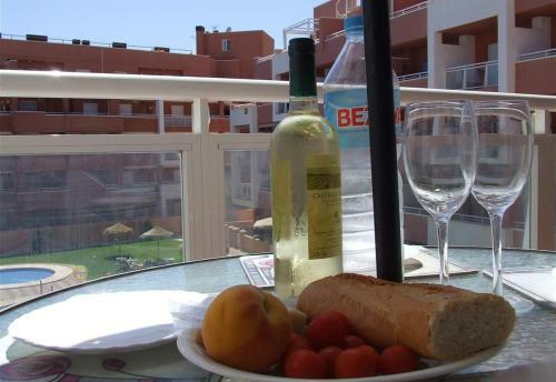 Holiday Apartment Pool Views Nr