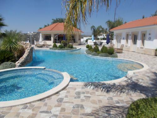 Kaminia Country Villa & Guest House