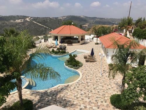 Kaminia Country Villa & Guest House