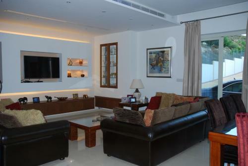 Kaminia Country Villa & Guest House