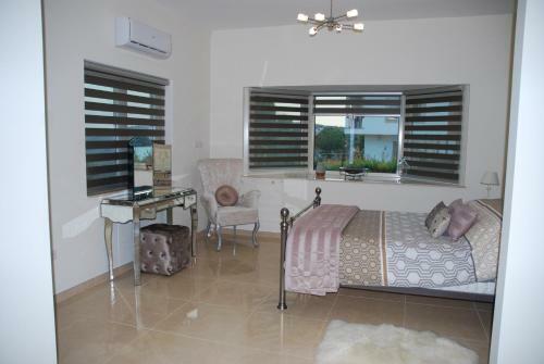 Kaminia Country Villa & Guest House