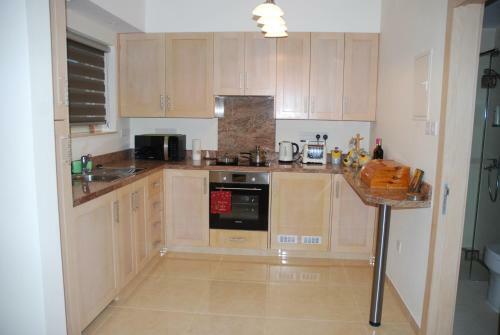 Kaminia Country Villa & Guest House