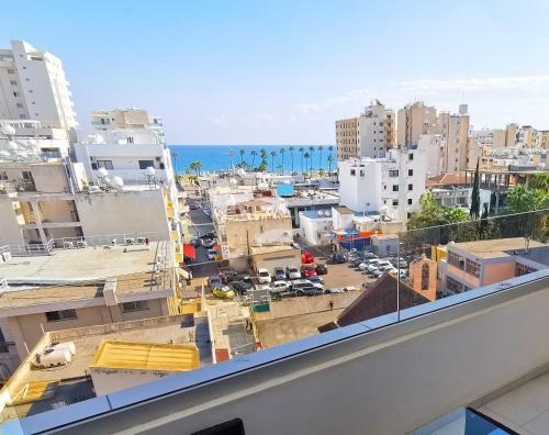 Sunny Daze Seaview Apartment