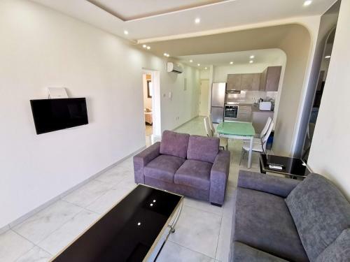 Sunny Daze Seaview Apartment