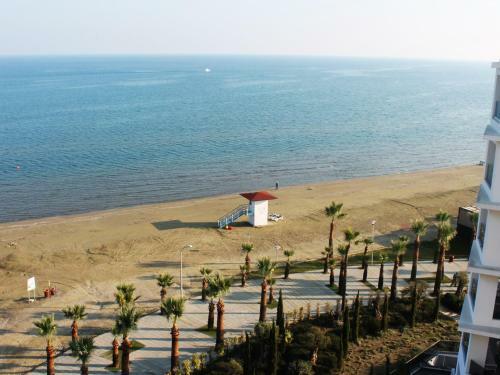 Sunrise Seaview Apartment