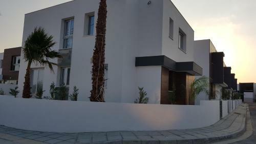 Mobina Villas