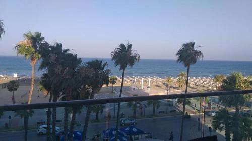 Apartamento Horizon Luxury Suite At Finikoudes Beach 303