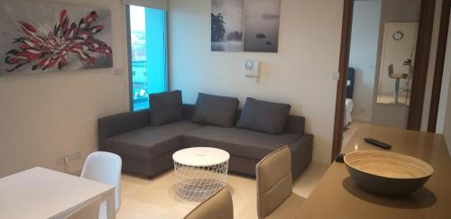 Apartamento Horizon Luxury Suite At Finikoudes Beach 303