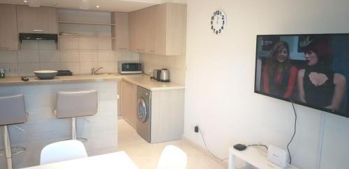 Apartamento Horizon Luxury Suite At Finikoudes Beach 303